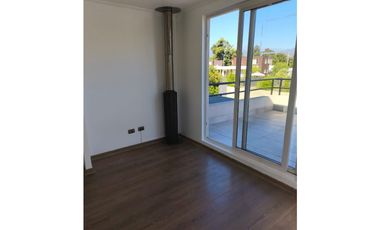 VENDO HERMOSA Y AMPLIA CASA EN EXCLUSIVO CONDOMINIO LIMACHE pb