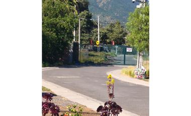 VENDO HERMOSA Y AMPLIA CASA EN EXCLUSIVO CONDOMINIO LIMACHE pb