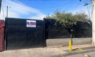 Casa en Venta en SE VENDE PROPIEDAD MUY AMPLIA (500M2) COMUNA LA GRANJA