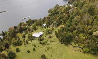 Agrícola en Venta en VENTA DE TERRENO A ORILLA DE MAR EN ISLA MARIMELI, COCHAMÓ.