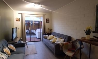 Casa en Venta en EXCELENTE CASA MEJORADA BARRIO LOS MAITENES.