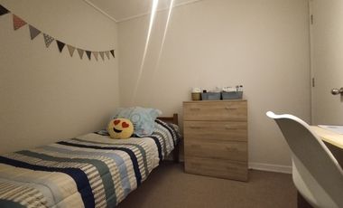 Casa en Venta en EXCELENTE CASA MEJORADA BARRIO LOS MAITENES.