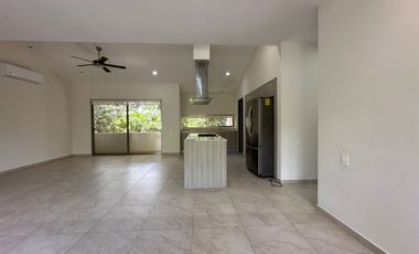 Departamento en venta en Serena, dentro del Yucatán Country Club