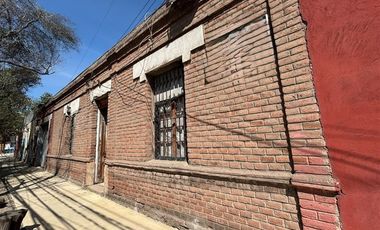 SE VENDE PROPIEDAD CON PROYECCION, CON AMPLIO TERRENO 731MT2