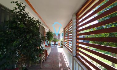 HERMOSA CASA CON DEPTO INTERIOR EN MOSTAZAL VI REGION