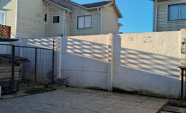 ARRIENDO CASA EN CONDOMINIO SAN EUGENIO LIMACHE