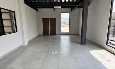 Bodega en Renta en Tlajomulco de Zúñiga de 600 m2
