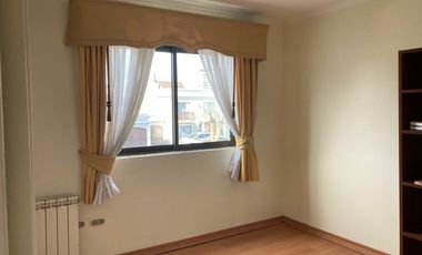 Casa en Venta en HUERTOS FAMILIARES