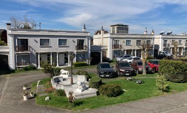 Casa en Venta en HUERTOS FAMILIARES