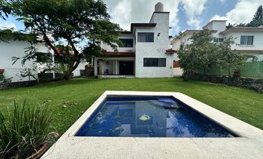 Linda casa en venta en Lomas de Cocoyoc