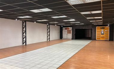 Oficina en Venta en Local Comercial en Pleno Centro de Chillán