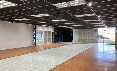 Oficina en Venta en Local Comercial en Pleno Centro de Chillán