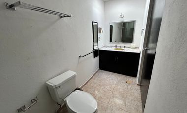 SE VENDE CASA EN HÉROES DE REVOLUCIÓN!!