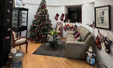 SE VENDE CASA EN HÉROES DE REVOLUCIÓN!!