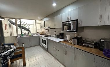 SE VENDE CASA EN HÉROES DE REVOLUCIÓN!!