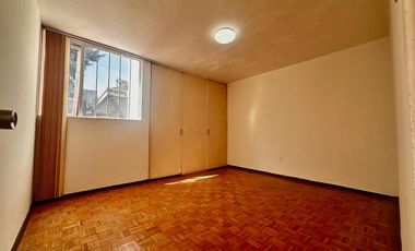 CASA EN RENTA EN CIUDAD SATÉLITE IDEAL PARA OFICINA SILENCIOSA