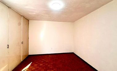 CASA EN RENTA EN CIUDAD SATÉLITE IDEAL PARA OFICINA SILENCIOSA