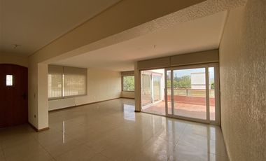 Departamento en Venta en Ligustros 180