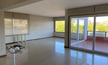 Departamento en Venta en Ligustros 180