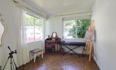 Casa en Venta en Espléndida Casa 6D/4B/ 2E en Miraflores Bajo