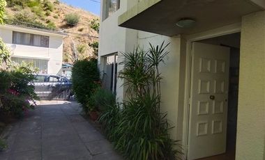 Casa en Venta en Espléndida Casa 6D/4B/ 2E en Miraflores Bajo