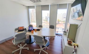 Oficina en Arriendo en Santa Beatriz 170