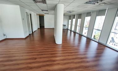 Oficina en Arriendo en Santa Beatriz 170