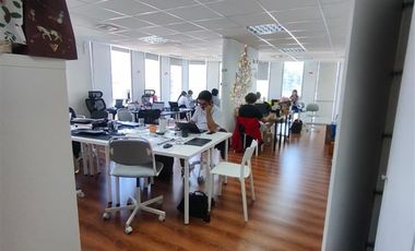 Oficina en Arriendo en Santa Beatriz 170