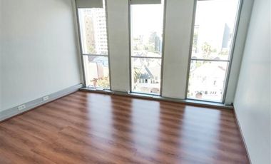 Oficina en Arriendo en Santa Beatriz 170