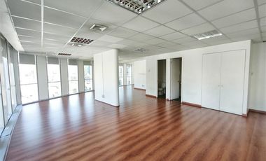 Oficina en Arriendo en Santa Beatriz 170