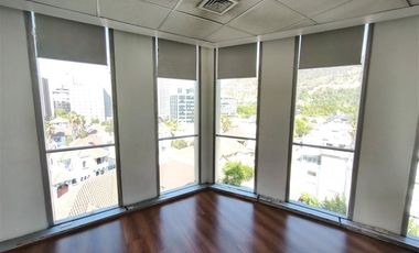 Oficina en Arriendo en Santa Beatriz 170