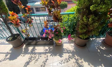 CASA EN VENTA,  VALLE DE ARAGON, CALLE CERRADA, EXCELENTE ESTADO.