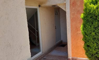 DEPARTAMENTO EN VENTA EN LOMAS LINDAS,  ATIZAPAN, REMODELADO, VIGILANCIA, PB.