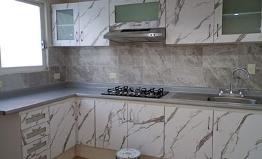 DEPARTAMENTO EN VENTA EN LOMAS LINDAS,  ATIZAPAN, REMODELADO, VIGILANCIA, PB.