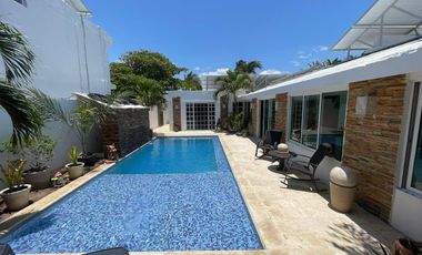 RESIDENCIA  ESTILO RESORT FRENTE AL MAR EN CHELEM