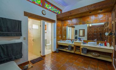 Venta de hermosa Quinta dentro de la ciudad en zona residencial.