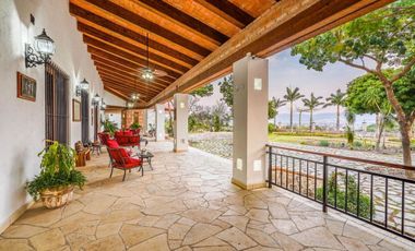 Venta de hermosa Quinta dentro de la ciudad en zona residencial.