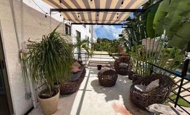 3 Bed 2.5 Bath Multi Level House in Bali Phase 1 with Solar Panels