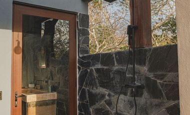 MarTierra – Majahua’s Artisanal Treehouse Escape