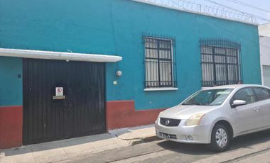 SE VENDE CASA