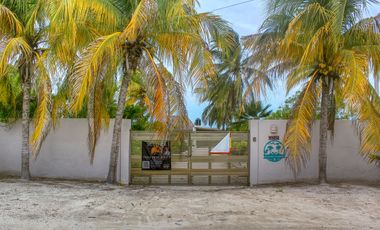 Casa Beach Bliss en venta frente al mar en Chelem - HI2509384