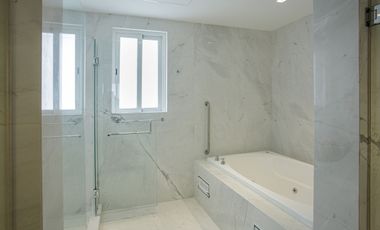 Casa junto al Lago en Residencial Lagos del Sol de Cancún