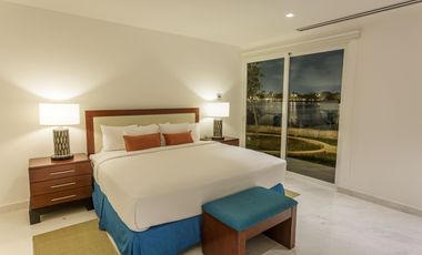 Casa junto al Lago en Residencial Lagos del Sol de Cancún