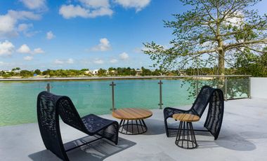 Casa junto al Lago en Residencial Lagos del Sol de Cancún