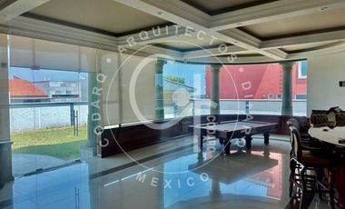 Venta de Residencia en Prado Largo, Zona Esmeralda