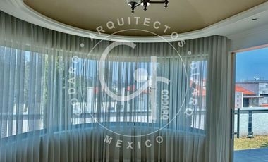 Venta de Residencia en Prado Largo, Zona Esmeralda