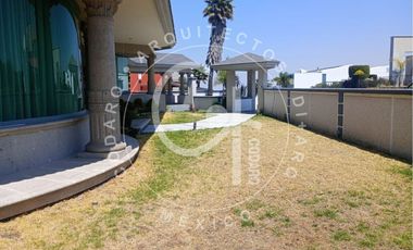 Venta de Residencia en Prado Largo, Zona Esmeralda