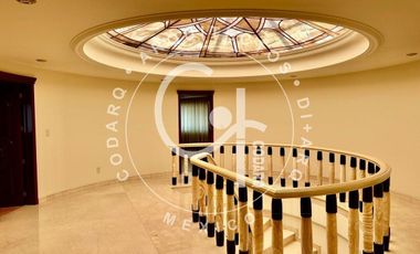 Venta de Residencia en Prado Largo, Zona Esmeralda