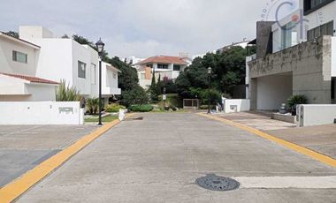 CASA EN VENTA, BOSQUE ESMERALDA