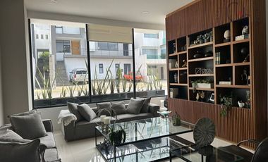 CASA EN VENTA, BOSQUE ESMERALDA